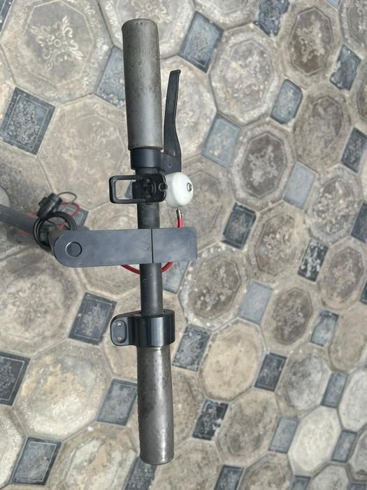 Продам электро самокат Xiaomi б/у