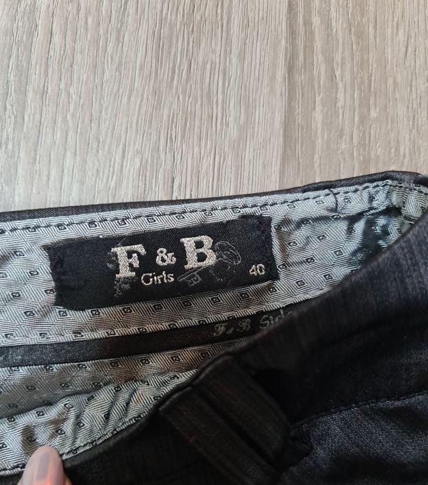 Pantaloni eleganți damă 40