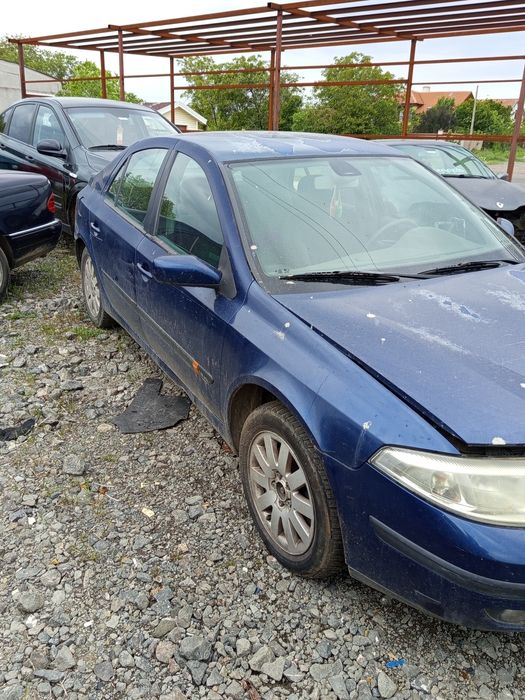 Рено Лагуна 1.9 dti 119 кс 2002г на Части 2бр