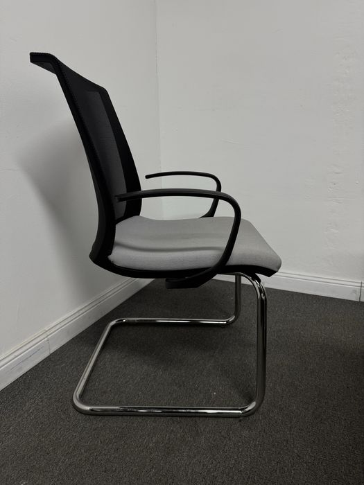 Распродажа офисных мебелей