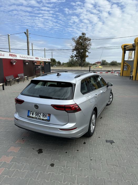 Vand Golf 8 Life, 2023, 2.0 diesel, 116 cai, automat 7+1, km 199.990