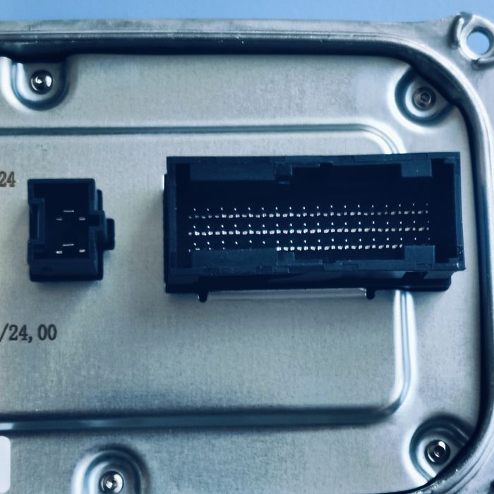 Баласт модул за лед фар Mercedes E-class W212 facelift, Нов с гаранция