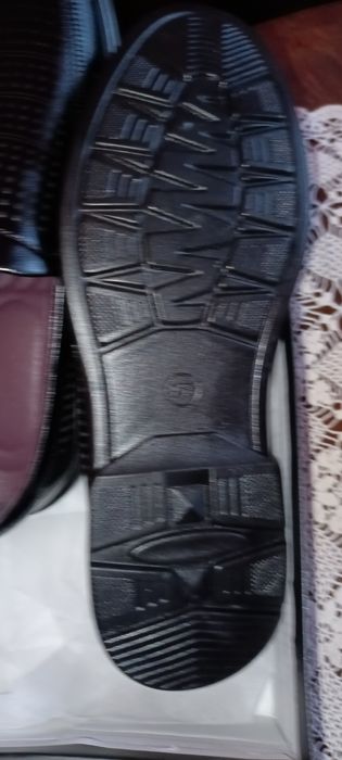 Pantofi de vara  casual din piele naturala mărimea 41 noi nouțe.
