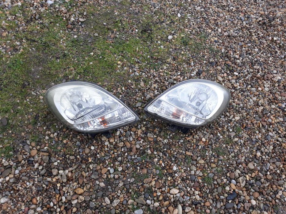 ляв и десен фар за рено канго 03 - 08 RENAULT KANGOO