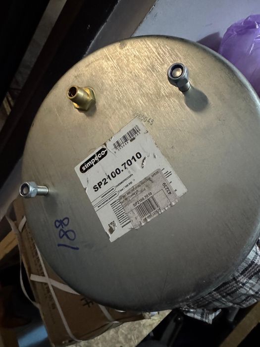 Пневморессора на тонар