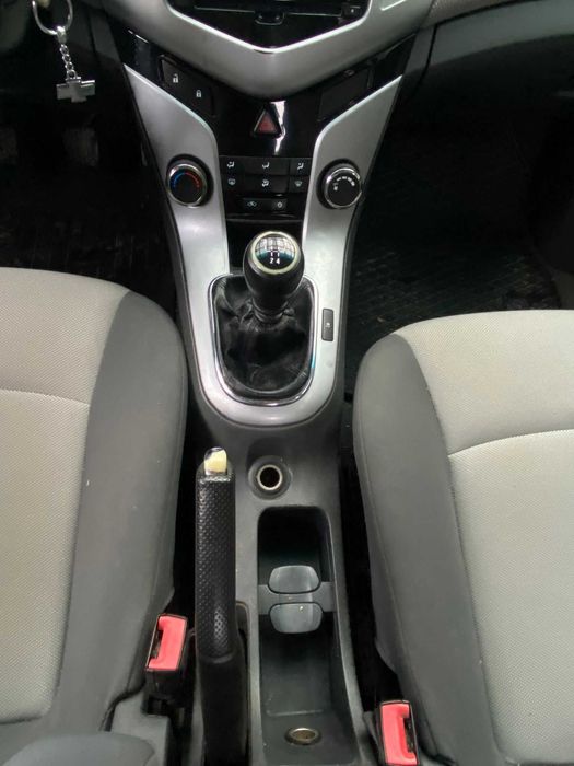 Chevrolet Cruze LS 2010