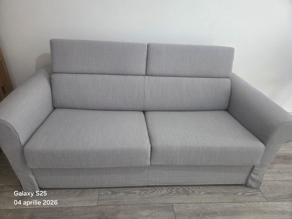 Vând ccanapea in stare perfectă aproape nouă!