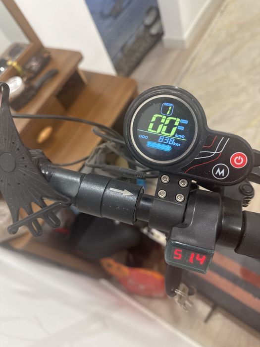 Прадается сомакат хуго  М4