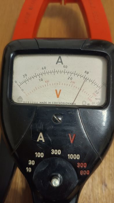 Продавам чехословашки амперклещи, клещови амперметър