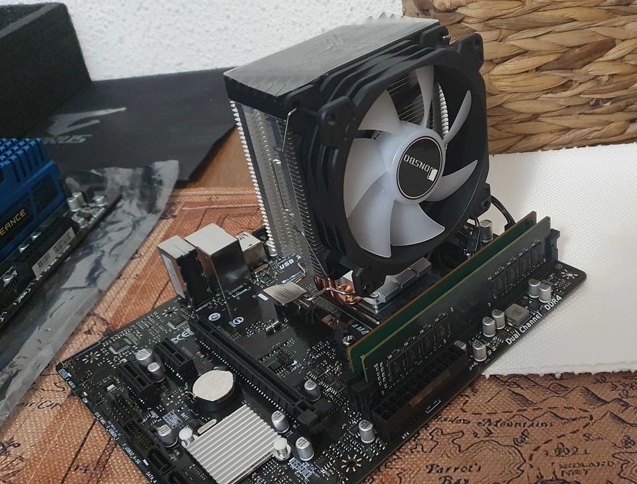 kit biostar b450 am4 + ryzen5 3500 + cooler rgb NOU