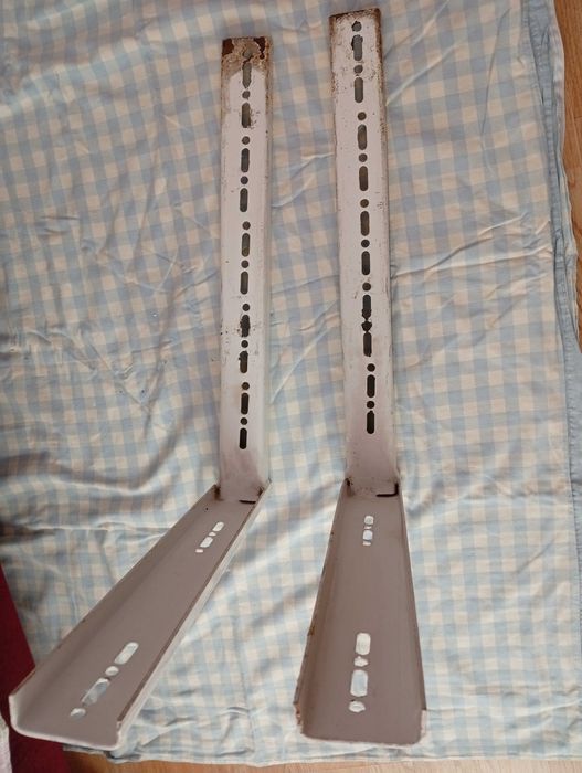 Стойка за климатик