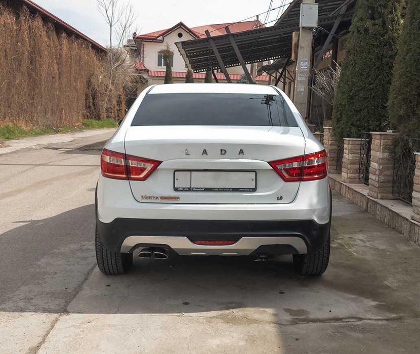 Lada Vesta Sedan Cross