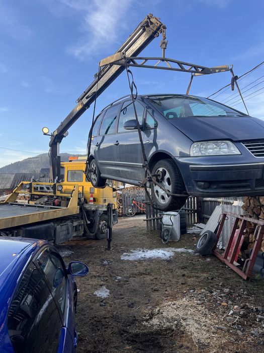 Autospeciala cu Macara platou hidraulic Tractari Auto Iveco Eurocargo 12T