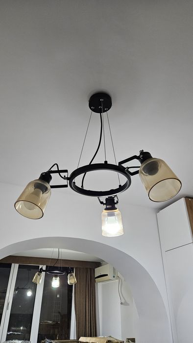 Люстры разной модели по 5000т