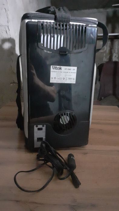 Продаю автохоладильник