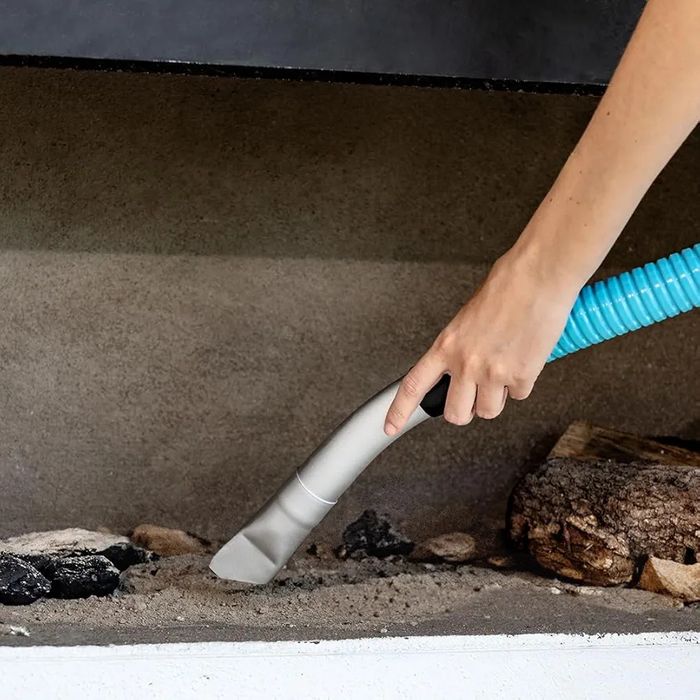 Conga aspirator cenușă