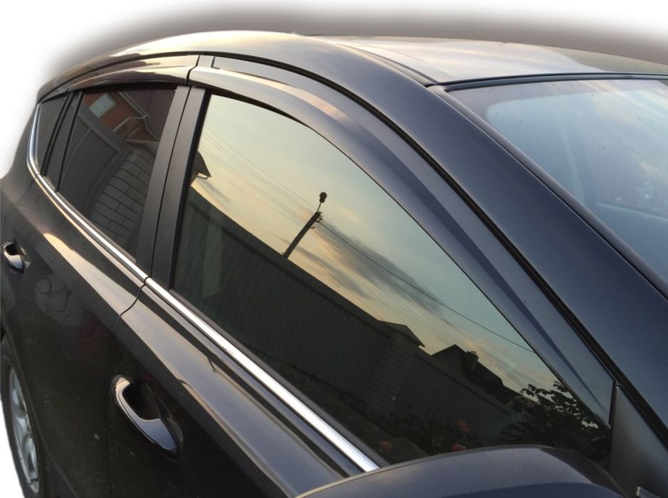 Дефлекторы окон (ветровики) для Toyota RAV4 4 поколение