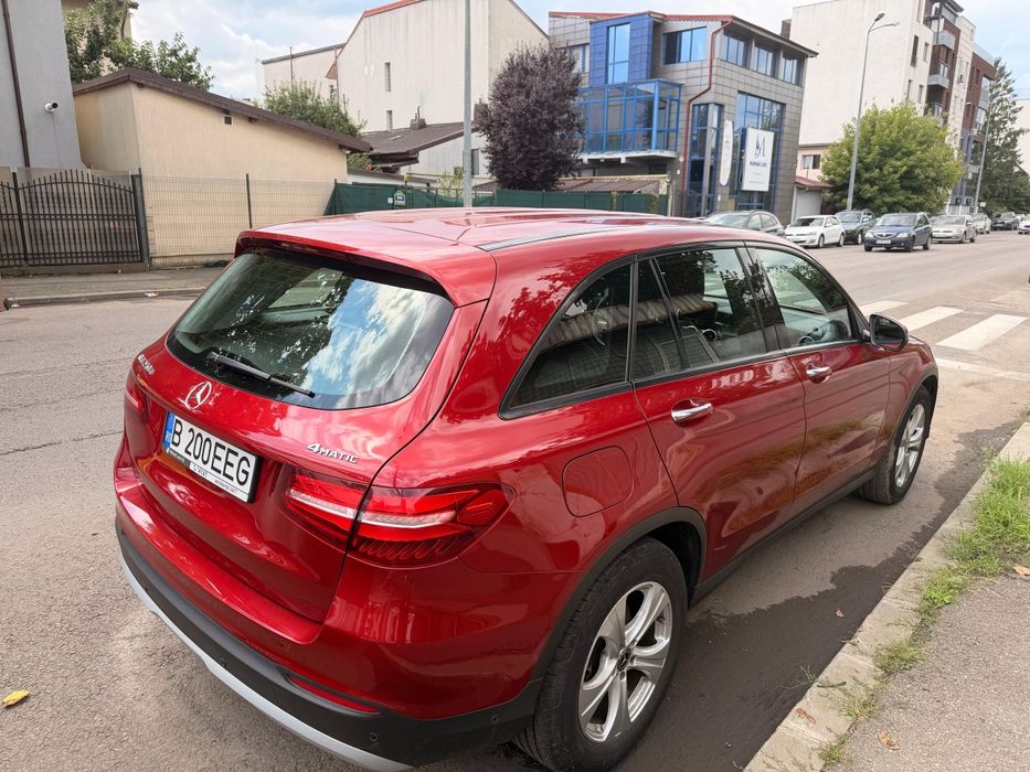 MERCEDES-BENZ Glc