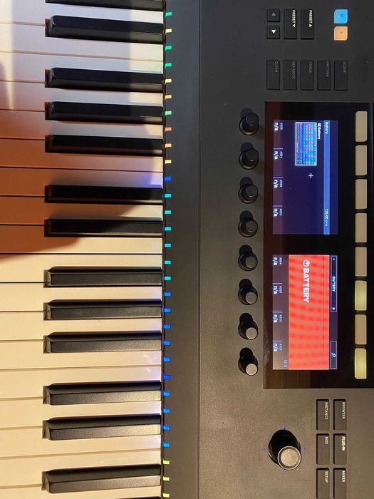 Native Instruments Komplete Kontrol S88 MK2 – Stare Excelenta