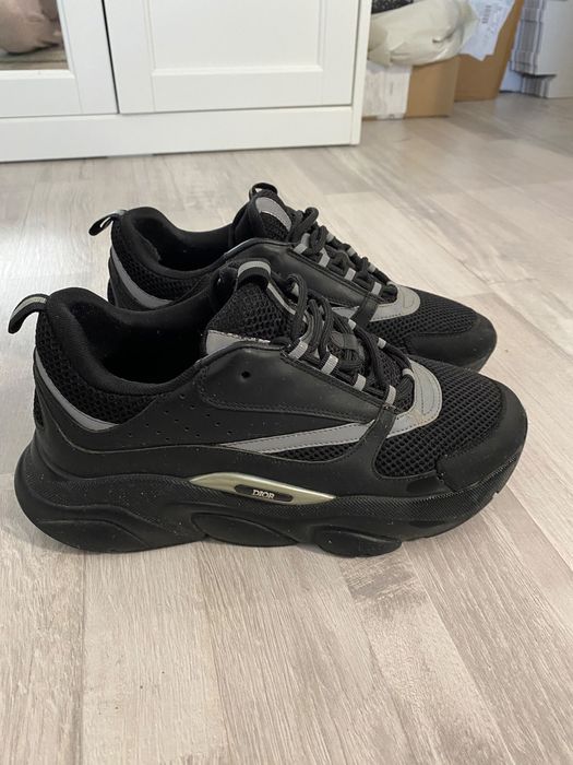 Dior B 22.
