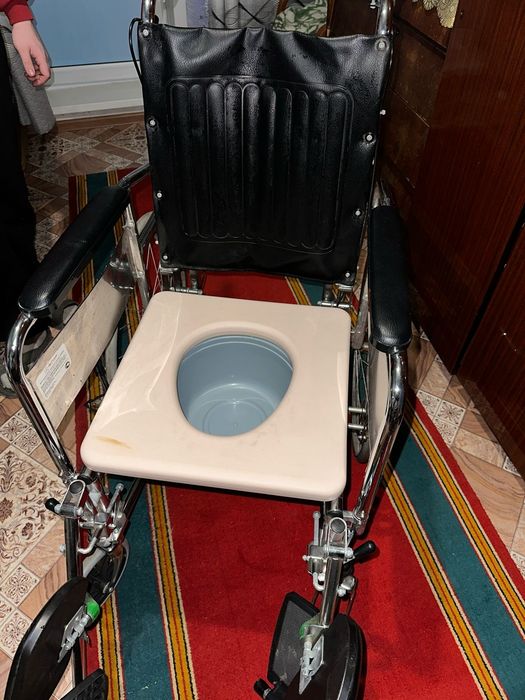 Инвалидная коляска