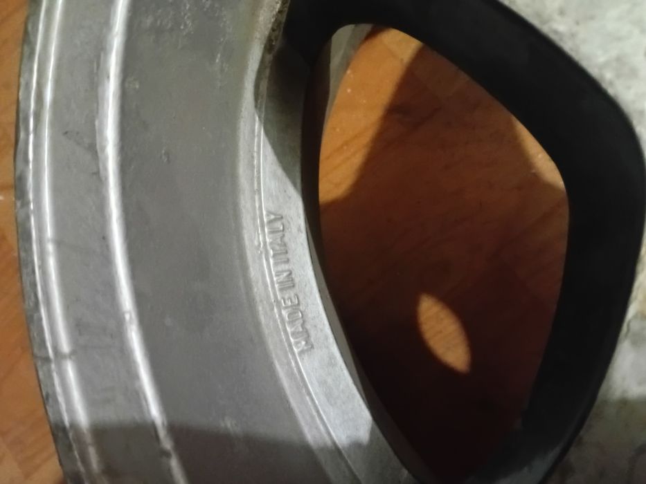 Диски алюминиевые.