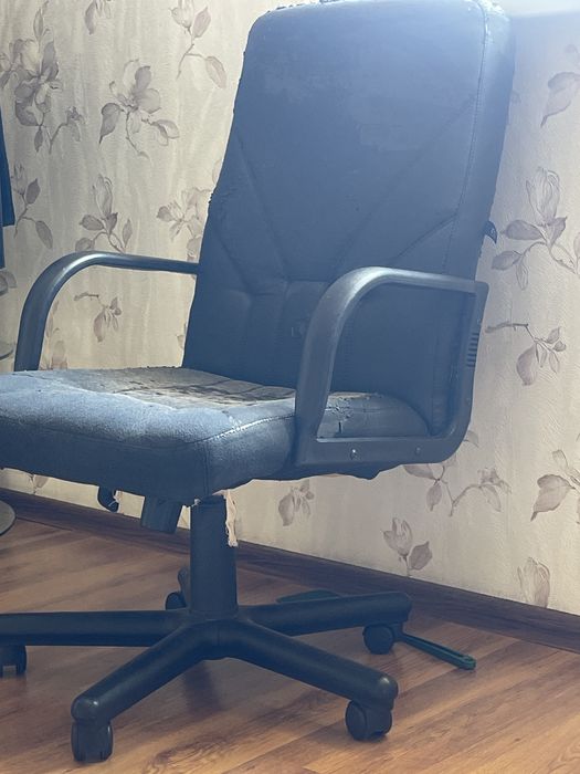 Продам кресло дешево
