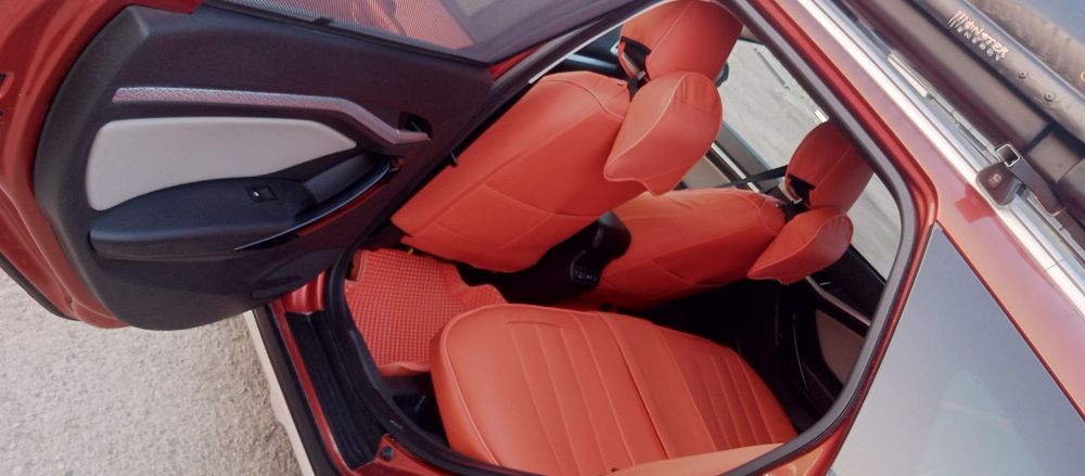 Веста СВ кросс Родная краска