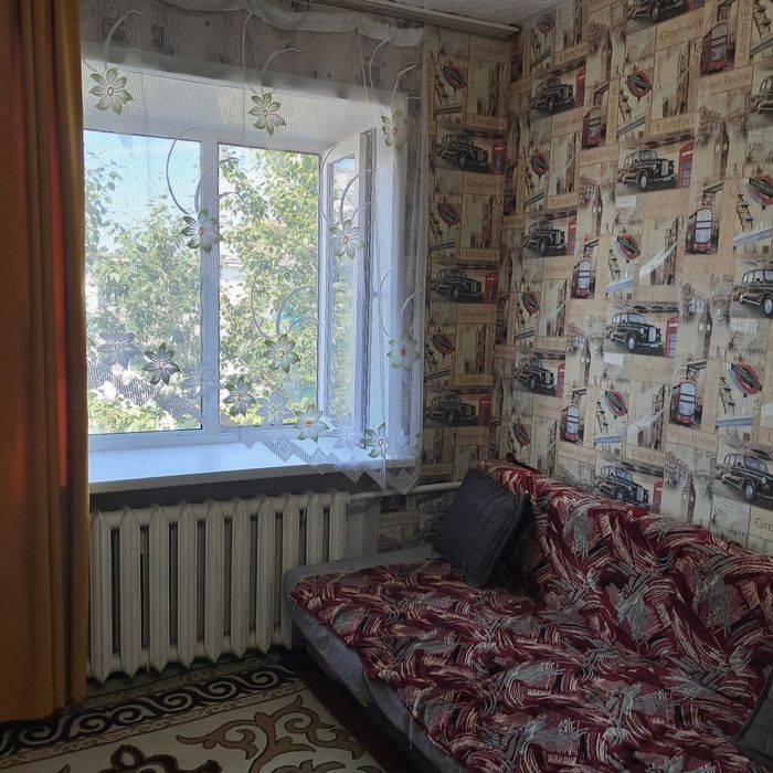 Сдам  малосемейку 12 кв.м
