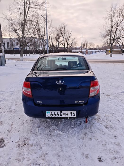 Продам машину Lada granta 2013 8 клоп