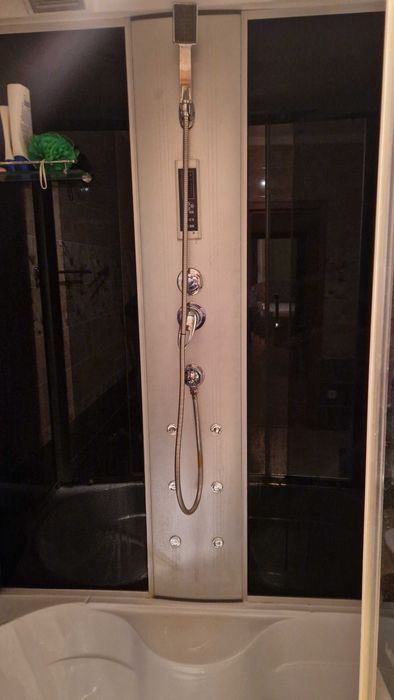 Продам душевую кабину