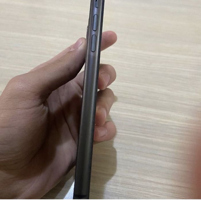 Iphone 11 Sotiladi Karobka Dakument Srochna 400