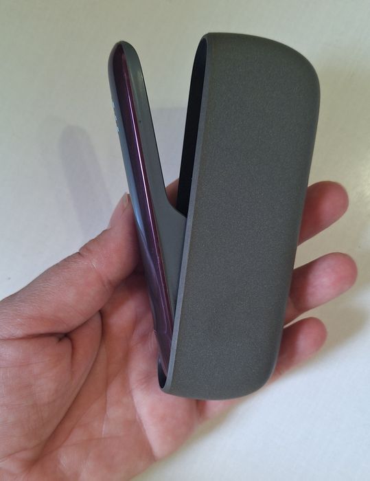 Dispozitiv pentru încărcare IQOS