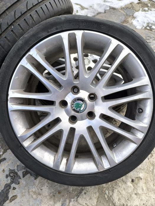 Jante echipate (roți) Skoda superb originale 18"