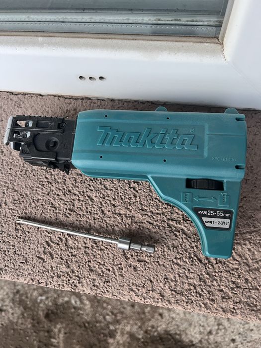 Пълнител (приставка) за винтоверт макита (makita)