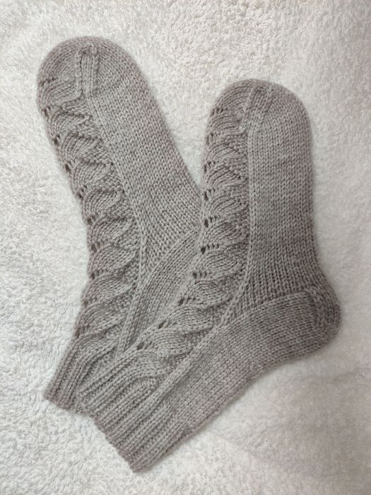 Носки ручной работы.