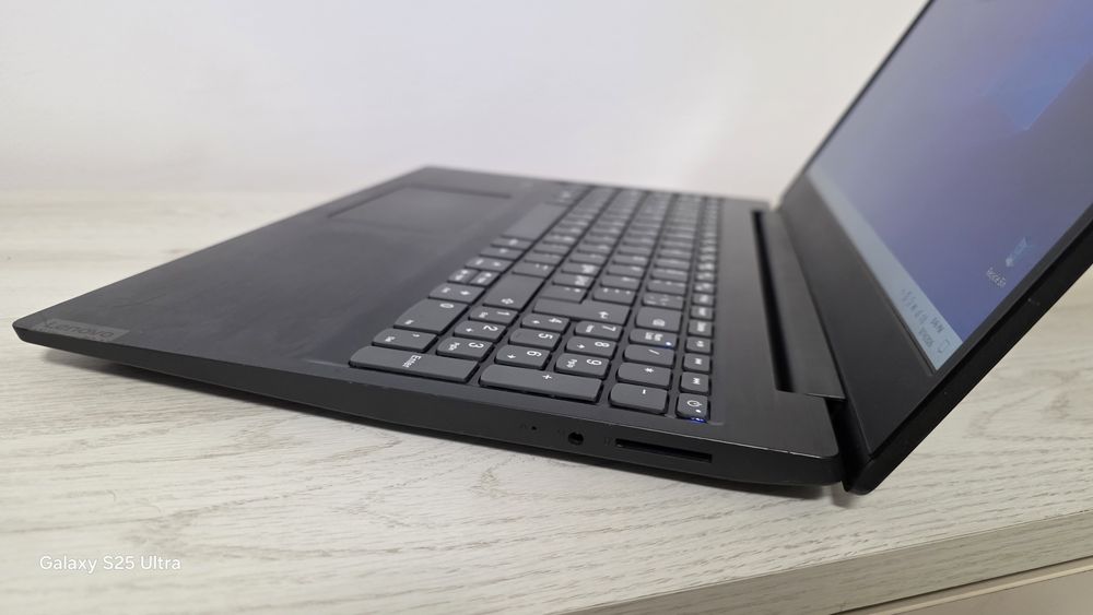 Laptop Lenovo i5 gen 10