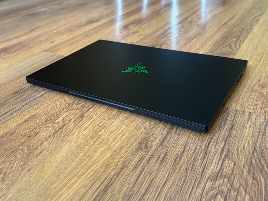 15.6' 2.5K 240Hz i7-13800H Razer Blade 32GB DDR5/1TB NVMe/Nvidia RTX 4070 8GB/Бат. 6ч