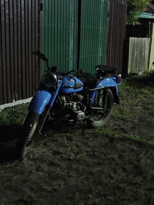 Продам мотоцикл урал с документами
