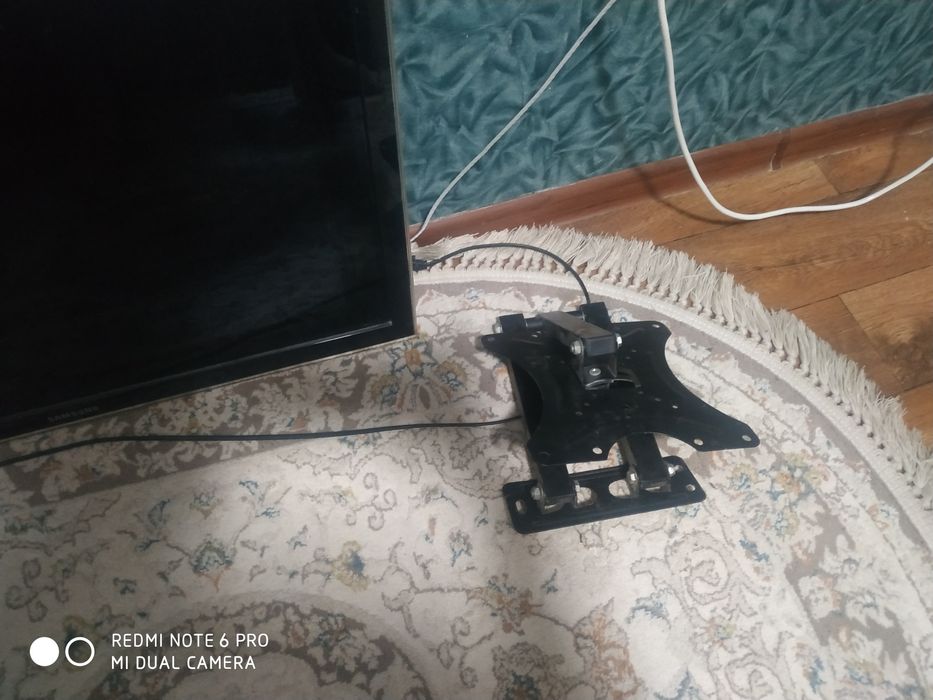 Телевизор Samsung