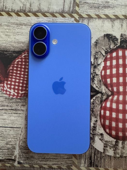 Iphone 16 impecabil