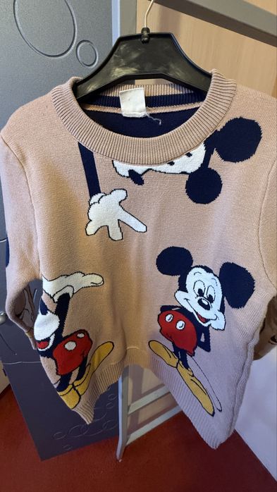 Продам детские свитера