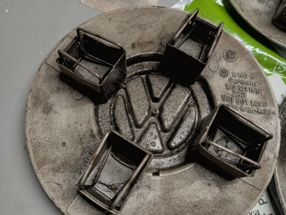 Капачки джанти/болтове  VW