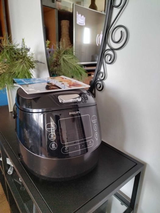 Мултикукър Multicooker PHILIPS HD4749
