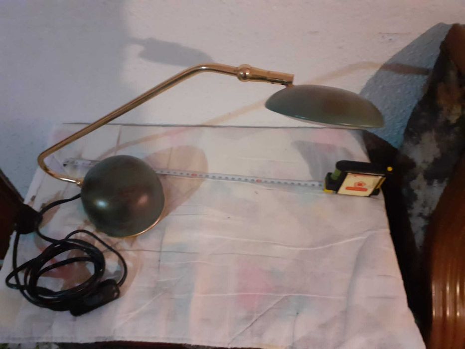 Veioza metal noua ,made in spain