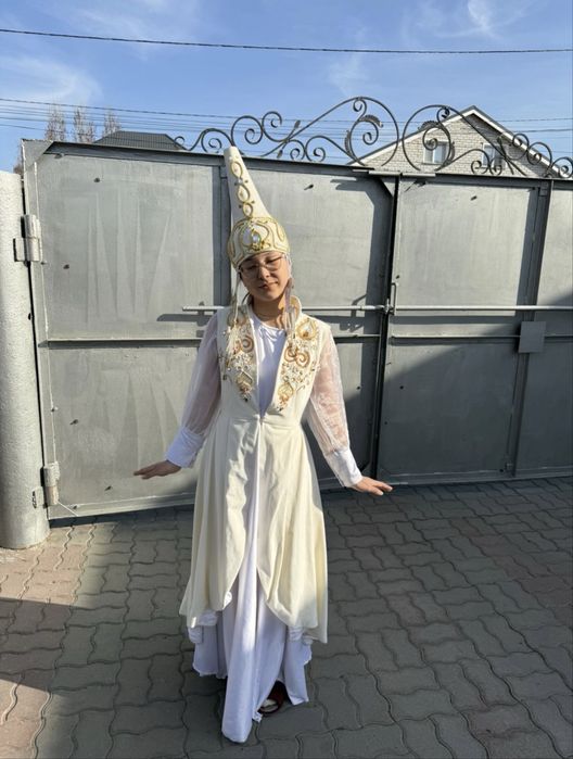 Танцевальные костюмы