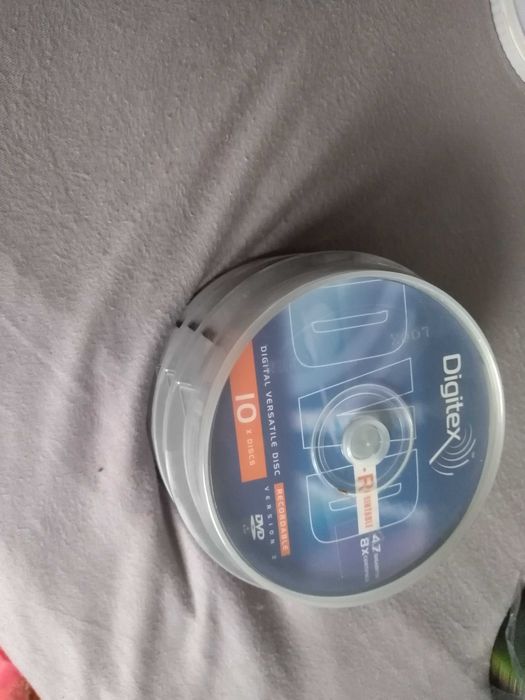 dvd и cd-двд и сд дискове нови-х10,х50,х100бр.