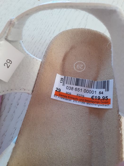 Обувь для девочки летние сандали и кеды