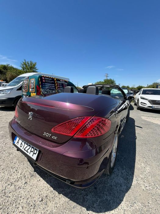 Продавам Пежо 307 CC