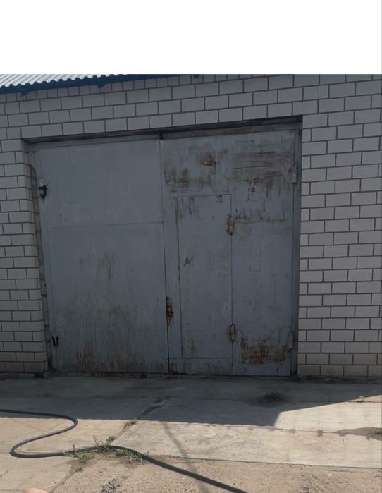 Продам ворота гаражные